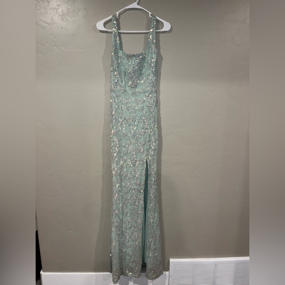 Windsor, Medium, Teal